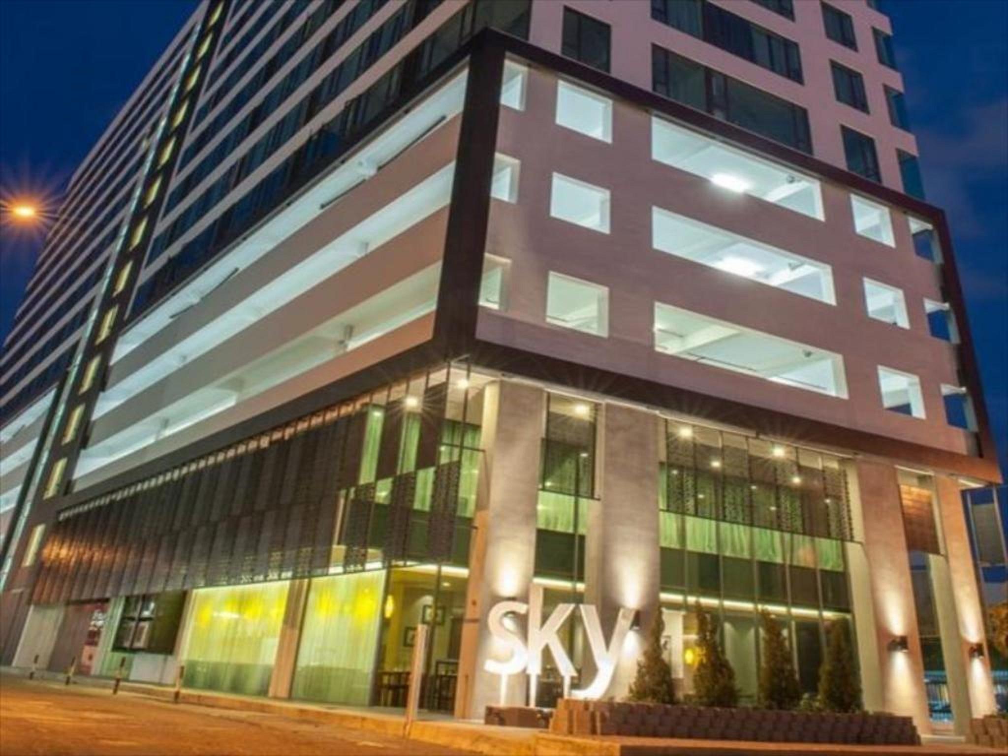 Sky Hotel Кота Кинабалу Екстериор снимка