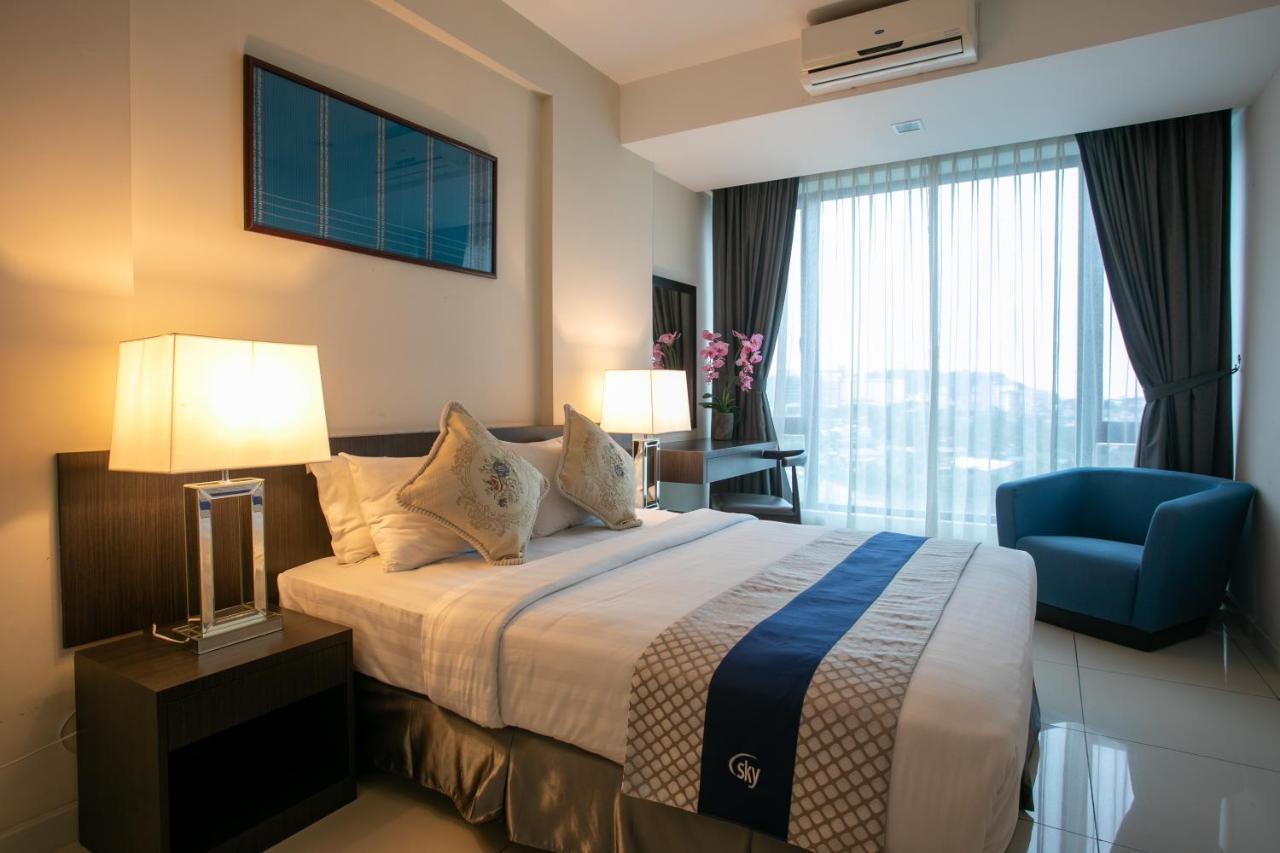Sky Hotel Кота Кинабалу Екстериор снимка
