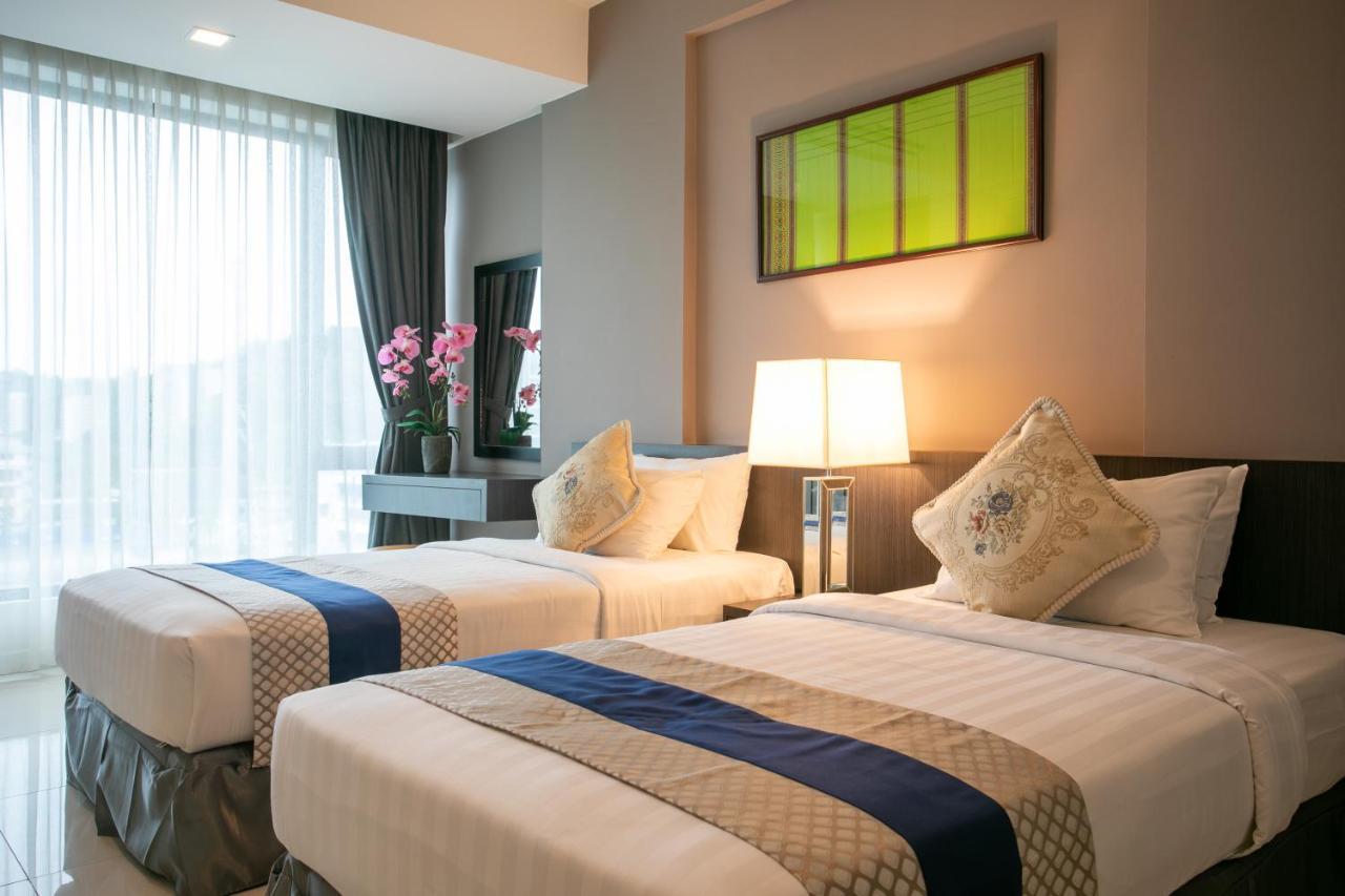 Sky Hotel Кота Кинабалу Екстериор снимка