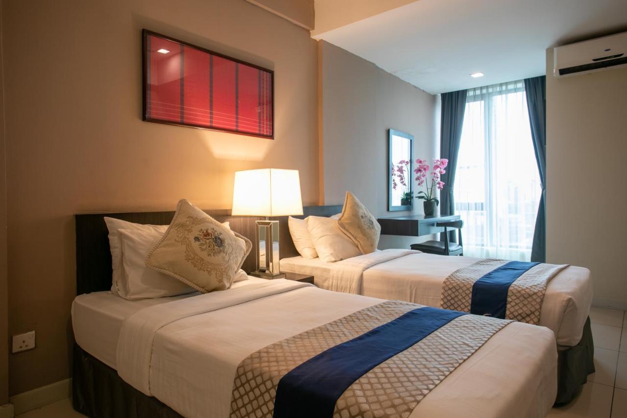 Sky Hotel Кота Кинабалу Екстериор снимка
