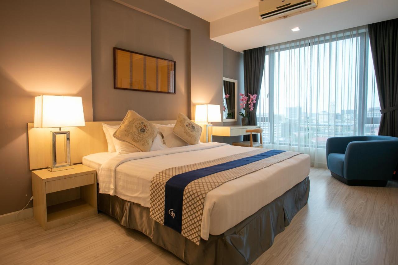 Sky Hotel Кота Кинабалу Екстериор снимка